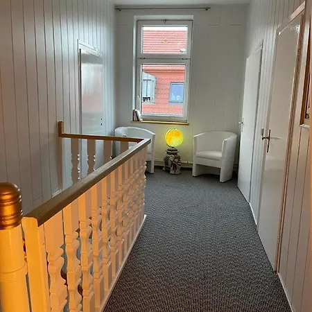 Taj Mahal Malchow Hotel *