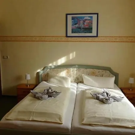 Hotel Taj Mahal Malchow